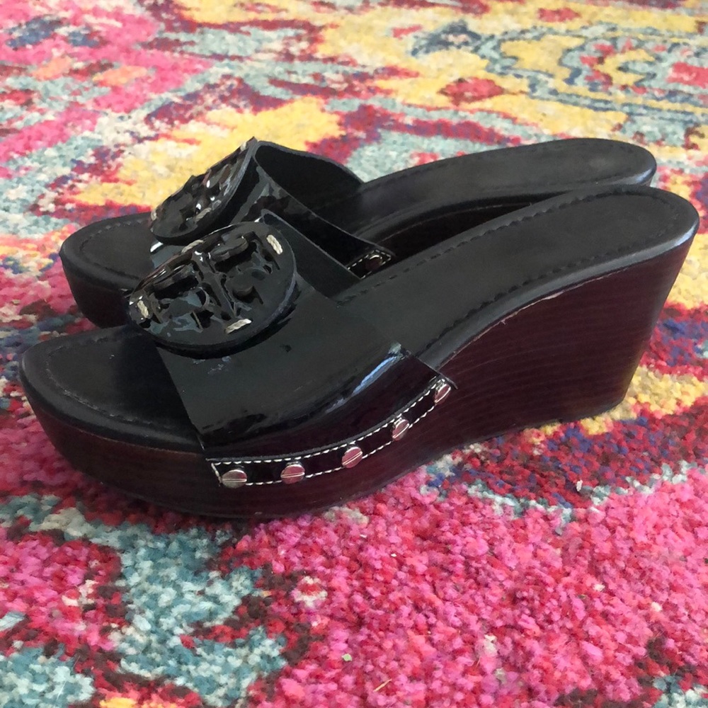 Tory Burch Patent Leather platform sandals